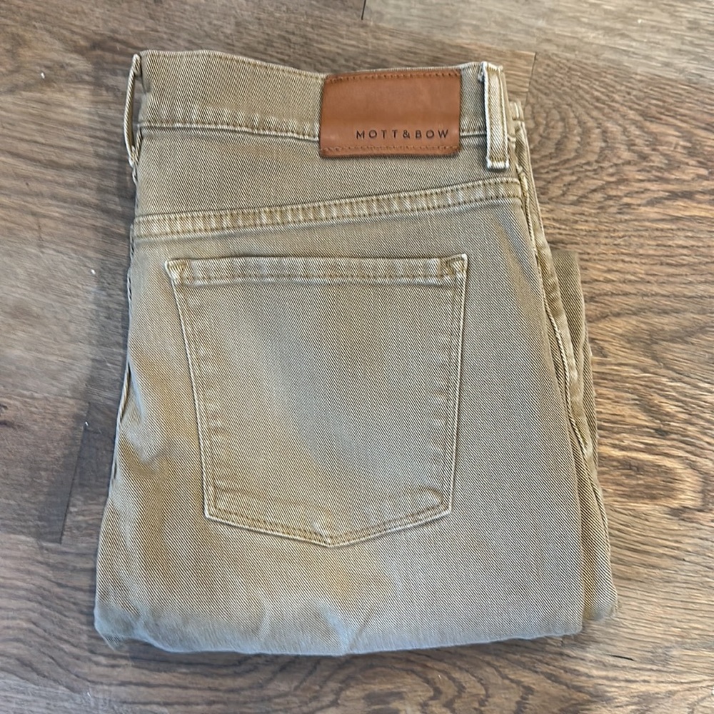Mitt and Bow Slim Mercer Jean in Khaki